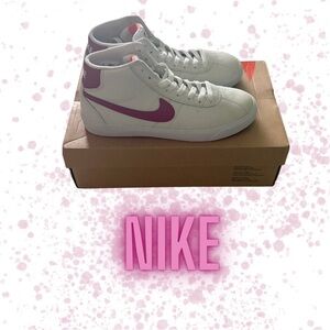 Nike SB Bruin Hi ISO in White and Beet